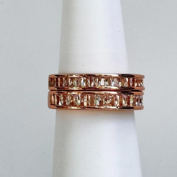 Bomb Party April 2 pc Bands Ring Sz 8 RG29601 "Strut Your Style" Cz on Rose Gold - Picture 3 of 9